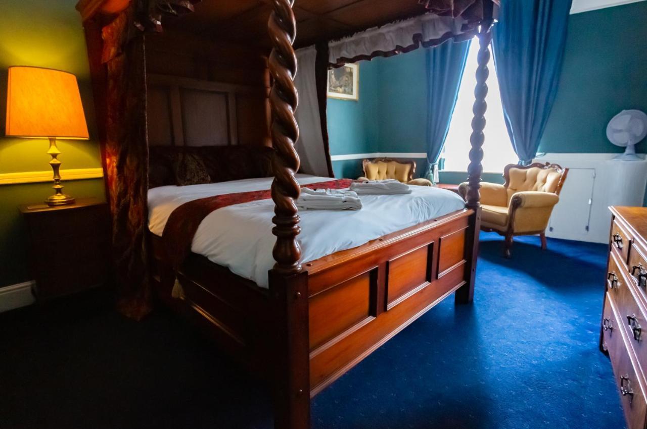The George Hotel, Dereham Eksteriør billede