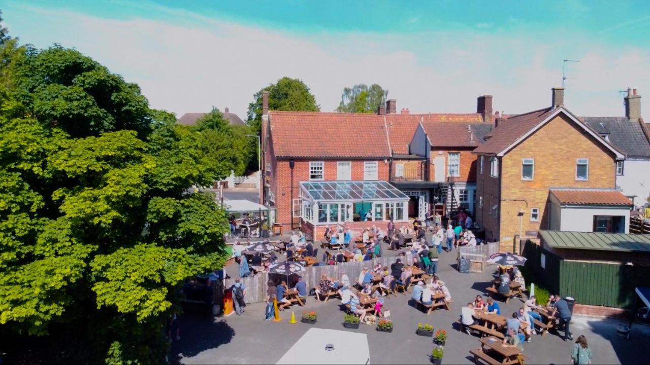 The George Hotel, Dereham Eksteriør billede